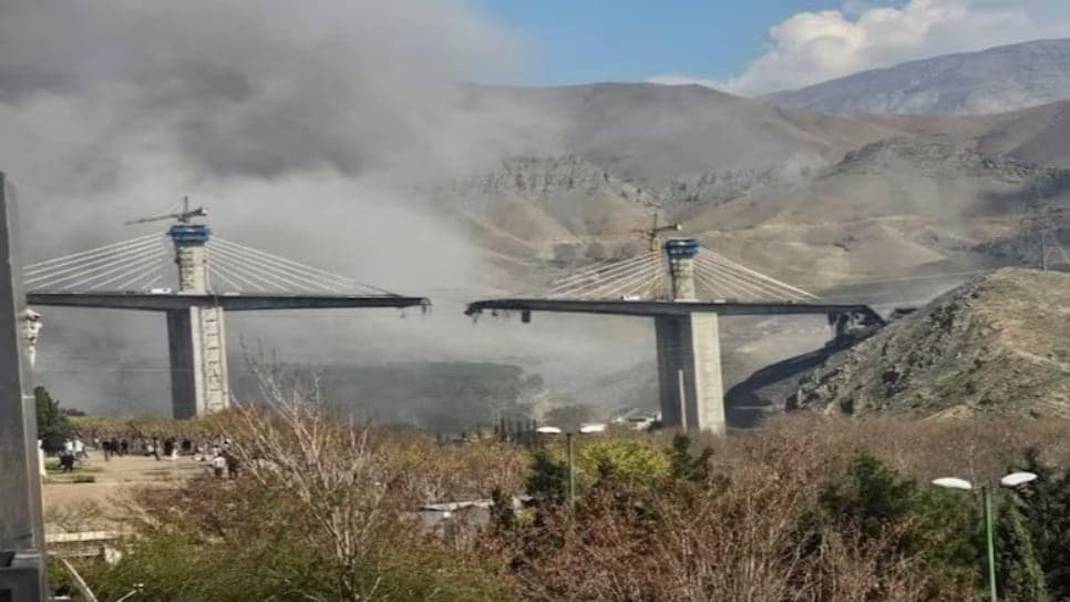 Iran ke Tehran-Karaj bridge par Trump ke hard action ke baad hamla