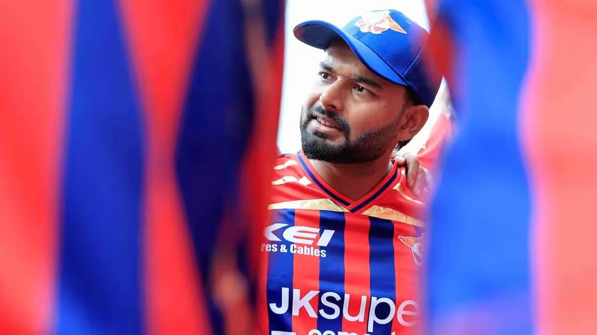 IPL 2026: Rishabh Pant ne Liam Livingstone ko ek acrobatic catch se out kiya, SRH vs LSG match me