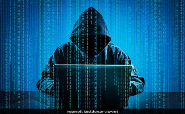 Delhi Police ne Rs 300 crore ke international cyber fraud syndicate ka bhandafod kiya